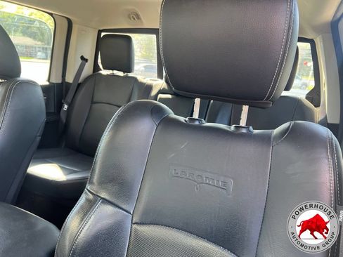 Used 2017 RAM 1500 Laramie w/ Convenience Group AWD/4WD image 10