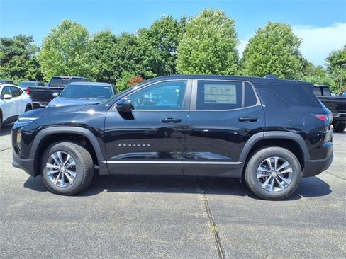 New 2026 Chevrolet Equinox LT w/ LPO, Floor Liner Package image 2