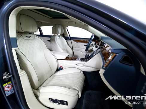Used 2021 Bentley Flying Spur W12 w/ First Edition Specification image 27