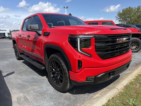 Used 2024 GMC Sierra 1500 Pro w/ Graphite Edition AWD/4WD image 3