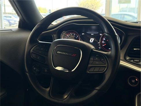 Used 2021 Dodge Challenger R/T Scat Pack RWD image 21