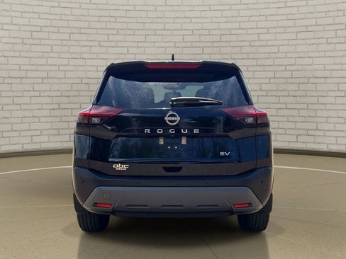Used 2022 Nissan Rogue SV FWD image 6