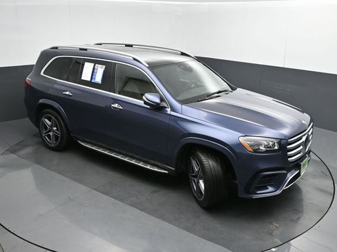 Used 2025 Mercedes-Benz GLS 450 GLS 450 image 44