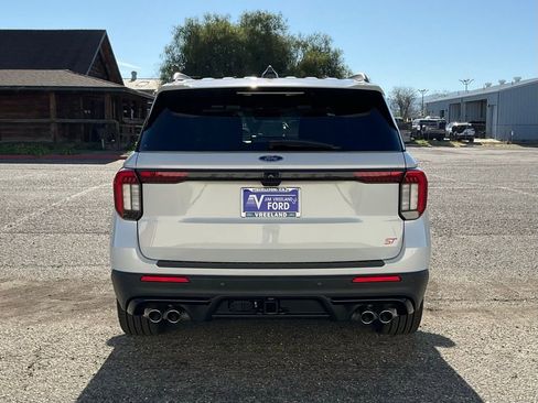 New 2026 Ford Explorer ST w/ Sun And Sound Package image 5