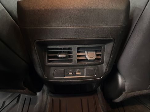 Used 2024 GMC Canyon Elevation w/ Elevation Premium Package image 30