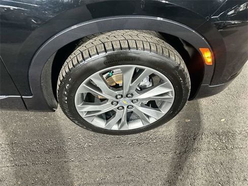 Used 2022 Chevrolet Blazer Premier image 18