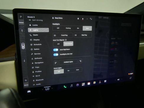 Used 2023 Tesla Model X AWD/4WD image 28
