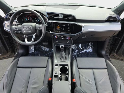 Certified 2024 Audi Q3 2.0T Premium w/ Convenience Package AWD/4WD image 9