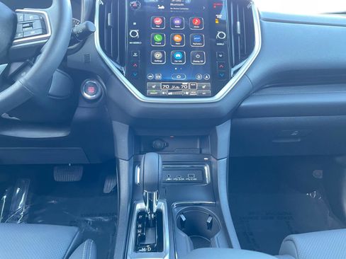Certified 2025 Subaru Ascent Limited image 9