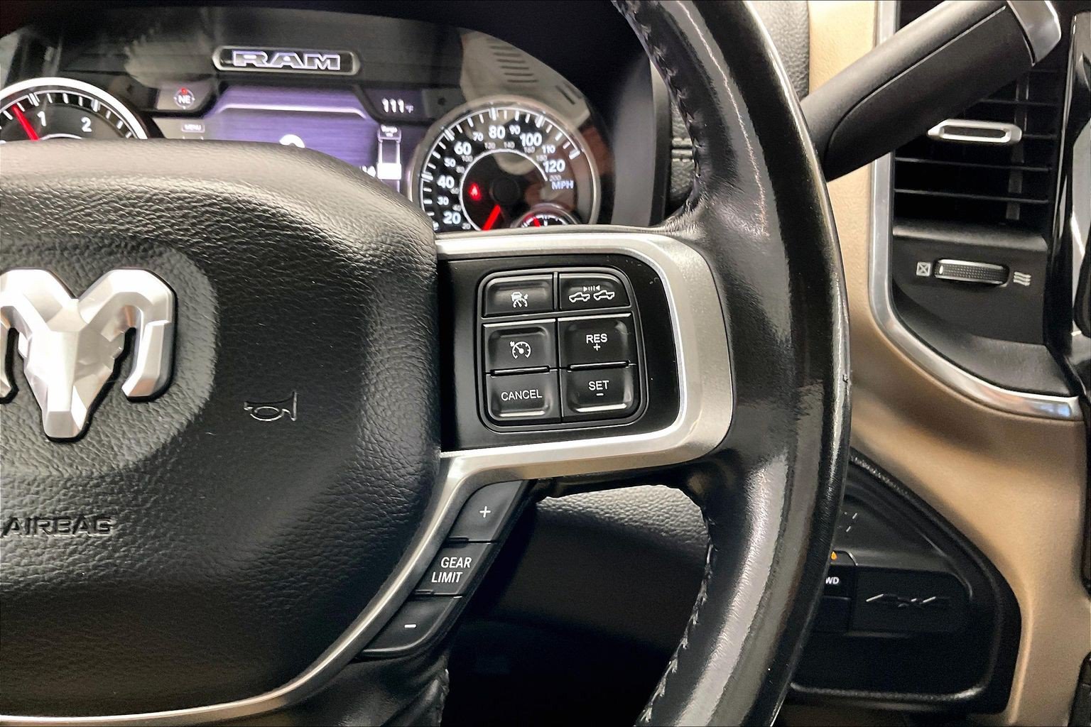 Used 2020 RAM 2500 Laramie AWD/4WD image 22