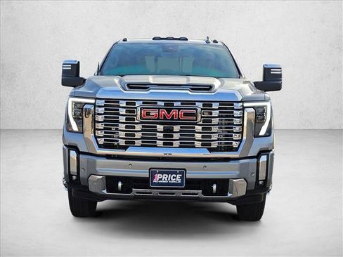 Used 2025 GMC Sierra 3500 Denali w/ Denali Reserve Package AWD/4WD image 2