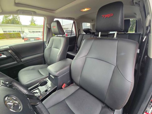 Used 2024 Toyota 4Runner TRD Off-Road Premium w/ Off Road Premium Plus Package AWD/4WD image 22