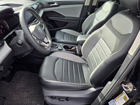 Used 2022 Volkswagen Taos SEL image 22