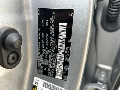 Used 2021 Toyota Highlander Limited image 10