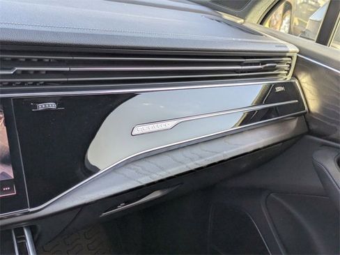 Used 2023 Audi Q7 3.0T Prestige image 21