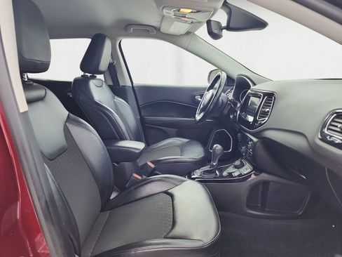 Used 2021 Jeep Compass Latitude image 15