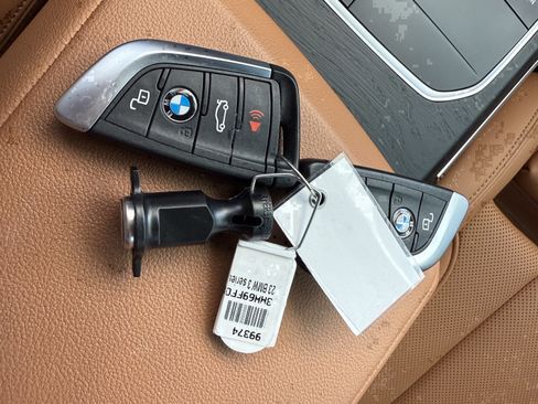 Used 2023 BMW 330i Sedan w/ Driving Assistance Package image 22