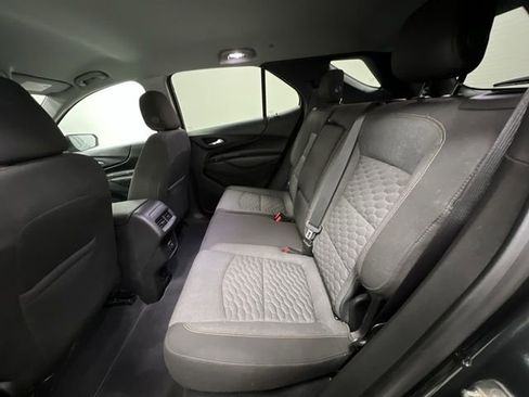 Used 2020 Chevrolet Equinox LT AWD/4WD image 24