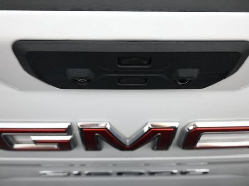 Used 2025 GMC Sierra 1500 SLT RWD image 29