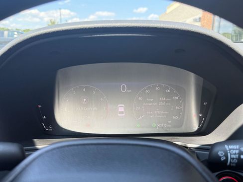 Used 2025 Honda Accord SE image 9