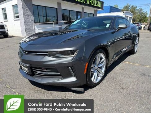 Used 2017 Chevrolet Camaro LT RWD image 1