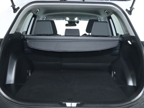 Used 2025 Toyota RAV4 XLE image 33