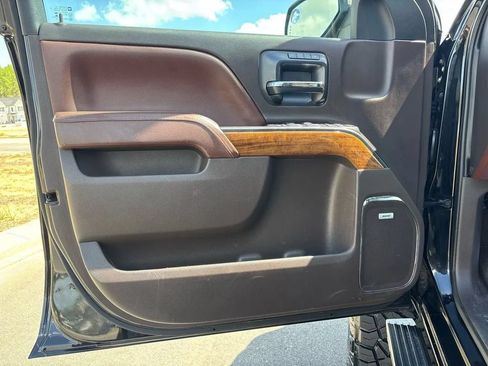 Used 2015 Chevrolet Silverado 2500 High Country w/ Duramax Plus Package AWD/4WD image 17