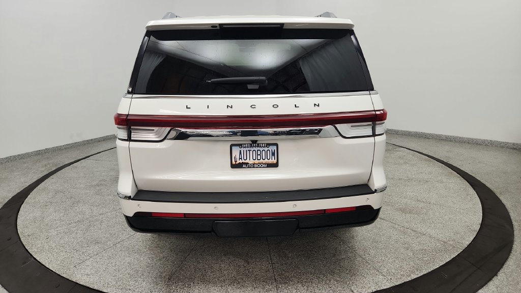 Used 2024 Lincoln Navigator Black Label AWD/4WD image 18