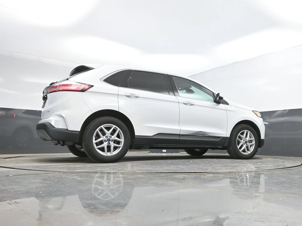 Used 2024 Ford Edge SEL AWD/4WD image 40