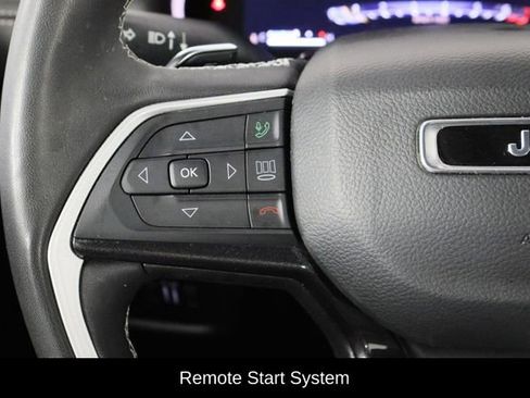 Used 2023 Jeep Grand Cherokee L Altitude image 8