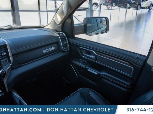 Used 2020 RAM 1500 Laramie AWD/4WD image 17