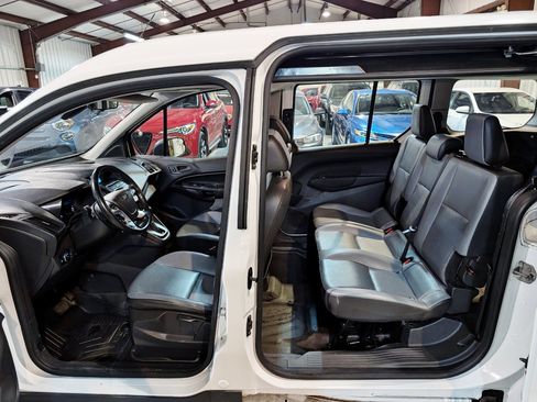 Used 2018 Ford Transit Connect XL FWD image 18