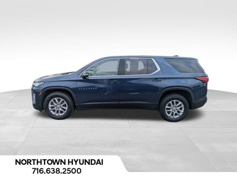 Used 2023 Chevrolet Traverse LS w/ Safety Package image 11