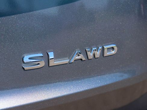 Used 2023 Nissan Rogue SL w/ SL Premium Package AWD/4WD image 12