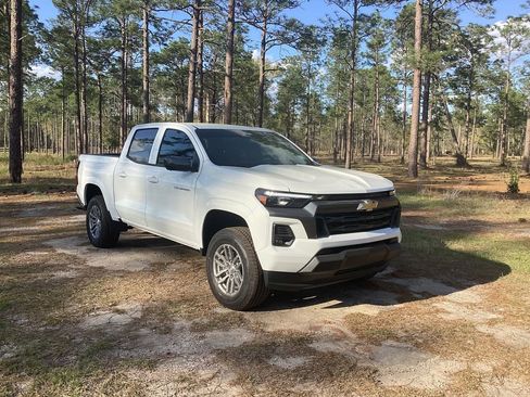New 2026 Chevrolet Colorado LT w/ LT Convenience Package RWD image 7