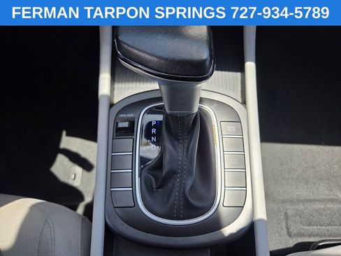 Used 2024 Hyundai Kona SEL FWD image 25