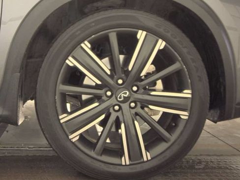 Used 2021 INFINITI QX50 Luxe w/ Appearance Package FWD image 13