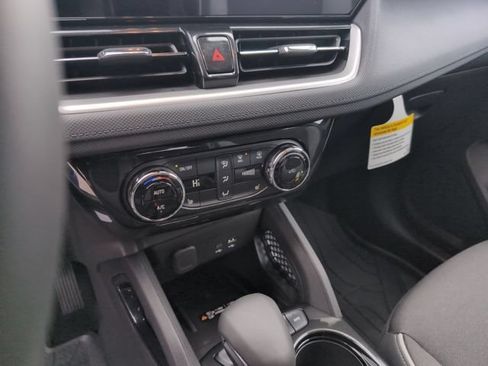 New 2026 Chevrolet TrailBlazer LT w/ Convenience Package AWD/4WD image 22