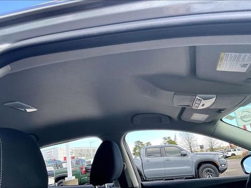 Certified 2024 Nissan Sentra SV image 24