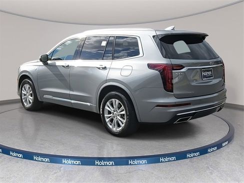 New 2025 Cadillac XT6 Luxury image 6