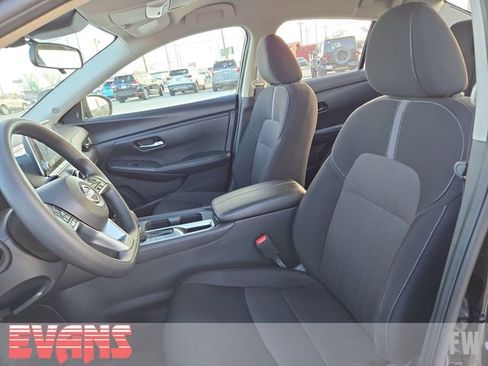 Used 2024 Nissan Sentra SV image 19