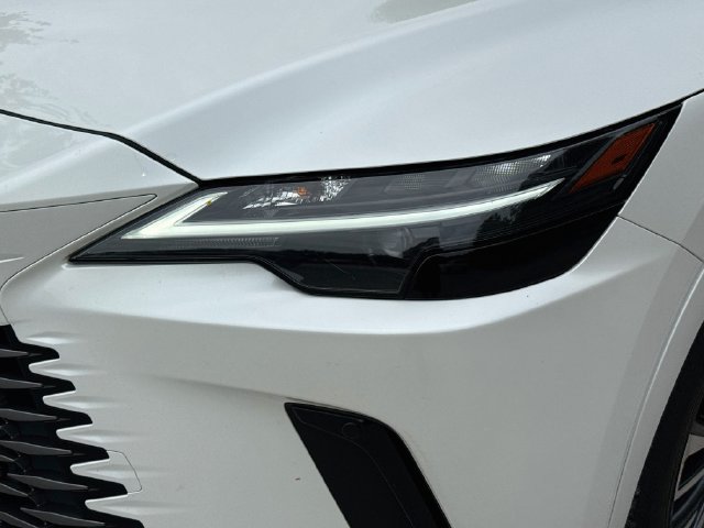 Used 2023 Lexus RX 350 Premium Plus w/ Cold Area Package FWD image 9