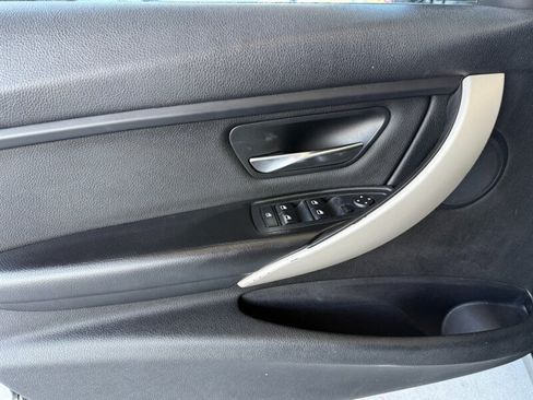 Used 2015 BMW 320i Sedan RWD image 20