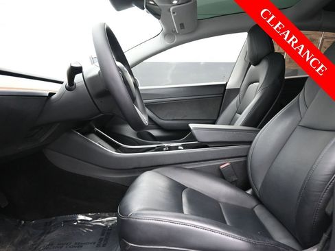 Used 2020 Tesla Model 3 Standard Range image 14