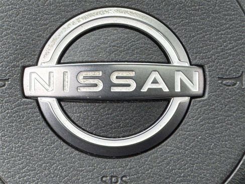 Used 2022 Nissan Pathfinder Platinum w/ Cargo Package image 33