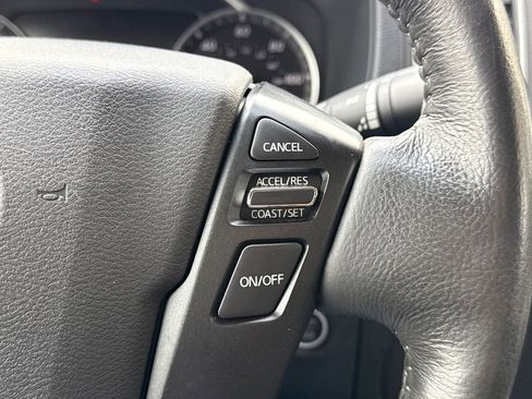 Used 2024 Nissan Frontier SV image 28