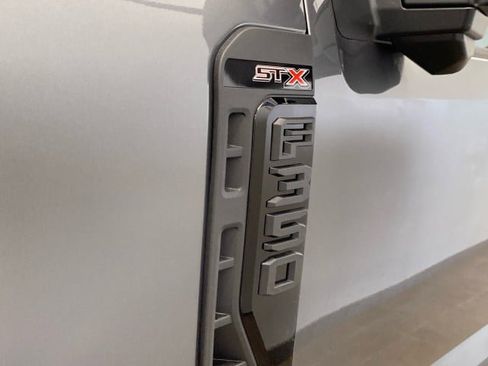 New 2026 Ford F350 4x4 SuperCab Super Duty image 15