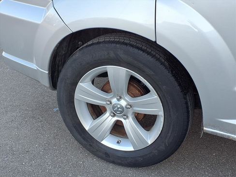 Used 2010 Dodge Caliber Mainstreet image 23