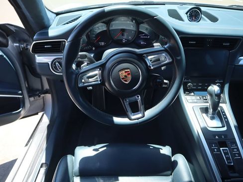 Used 2017 Porsche 911 Carrera S RWD image 5