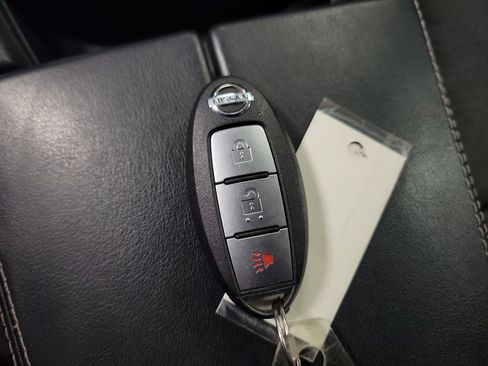 Used 2021 Nissan Rogue S AWD/4WD image 19